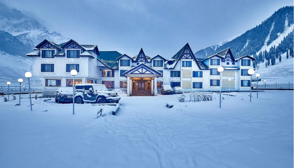 Country Inn & Suites by Radisson, Sonamarg